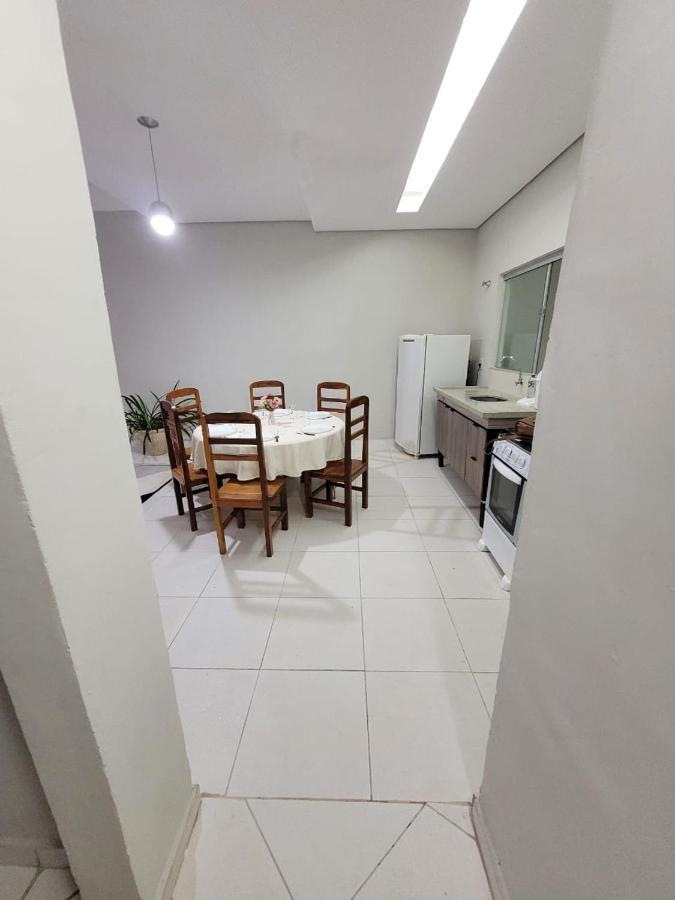 Sobrado 6 amplo e confortável em condomínio Corumbá Exterior foto